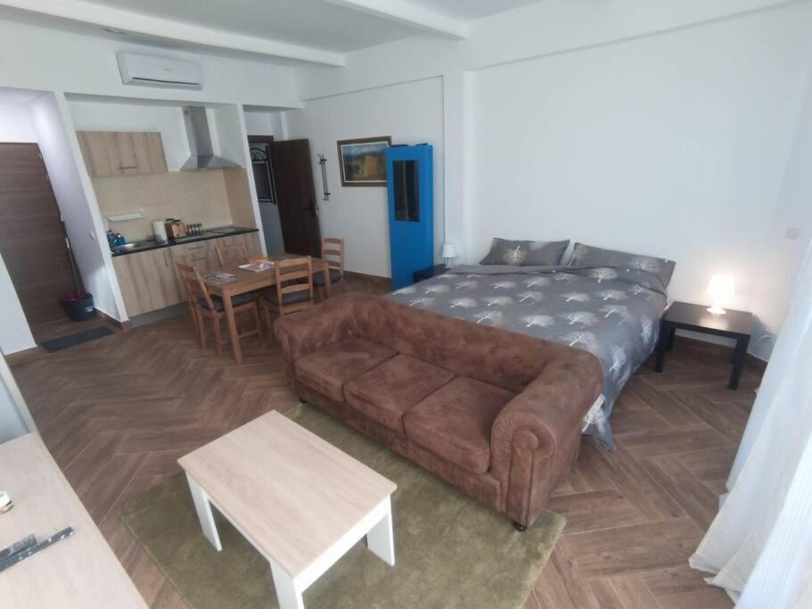 Apartamento Mini Loft Becerril de la Sierra Exterior foto
